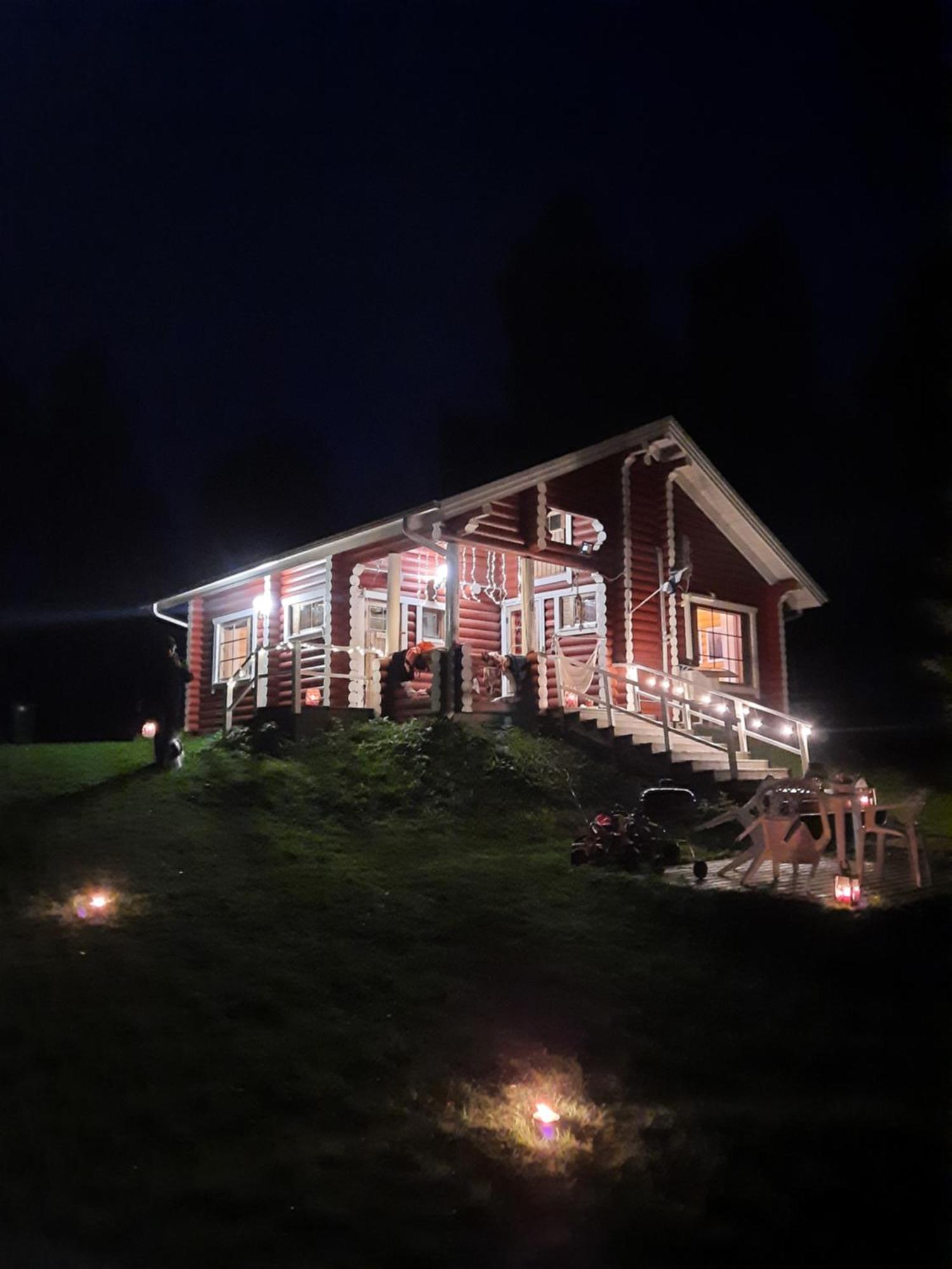 Lapin Villa Hiisi Joen Rannalla Рануа Экстерьер фото